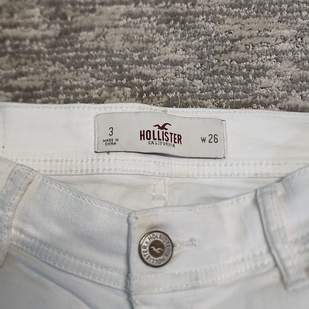 Hollister denim shorts - Picture 3 of 10